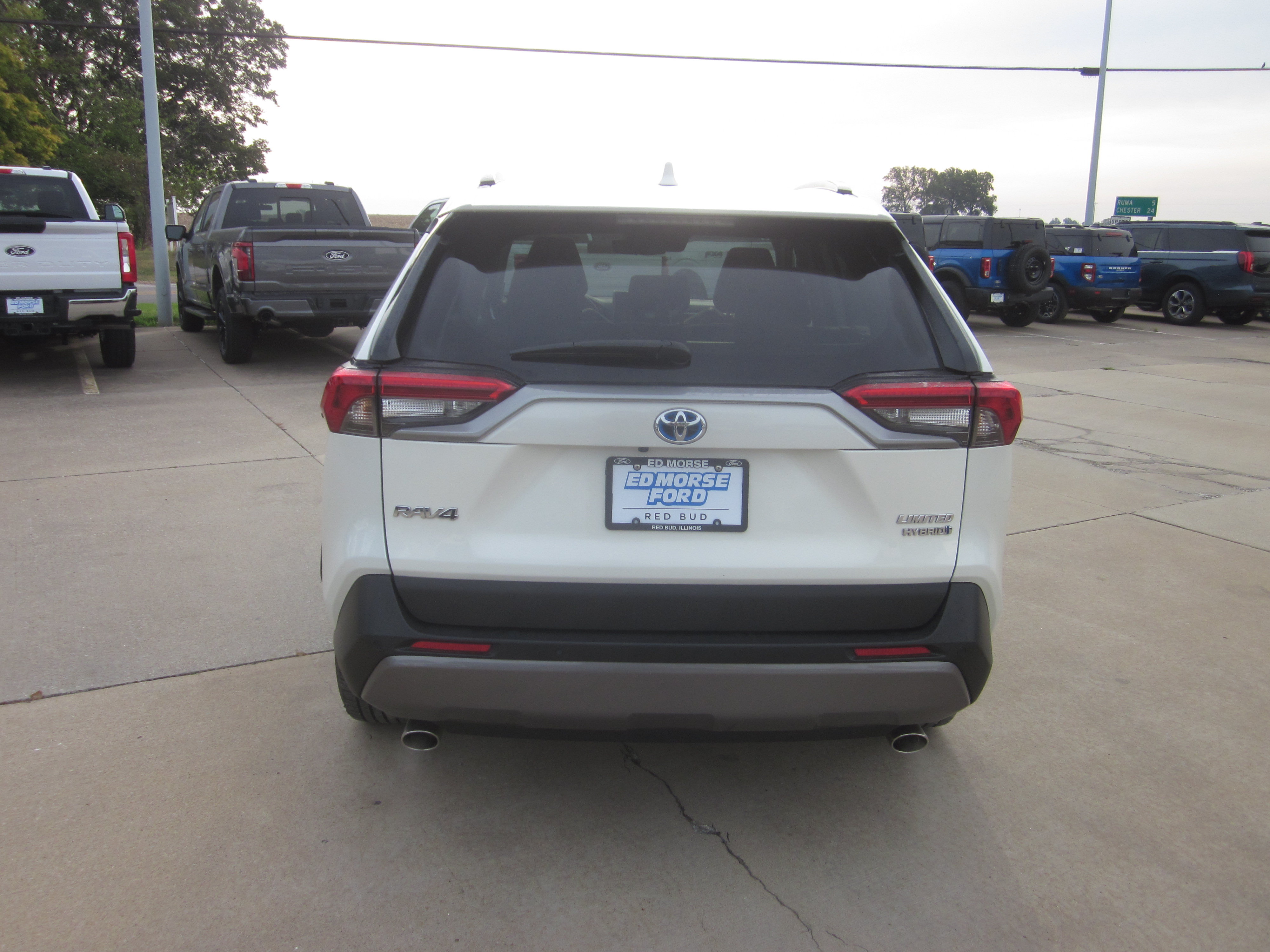 Used 2020 Toyota RAV4 Limited AWD/4WD image 5