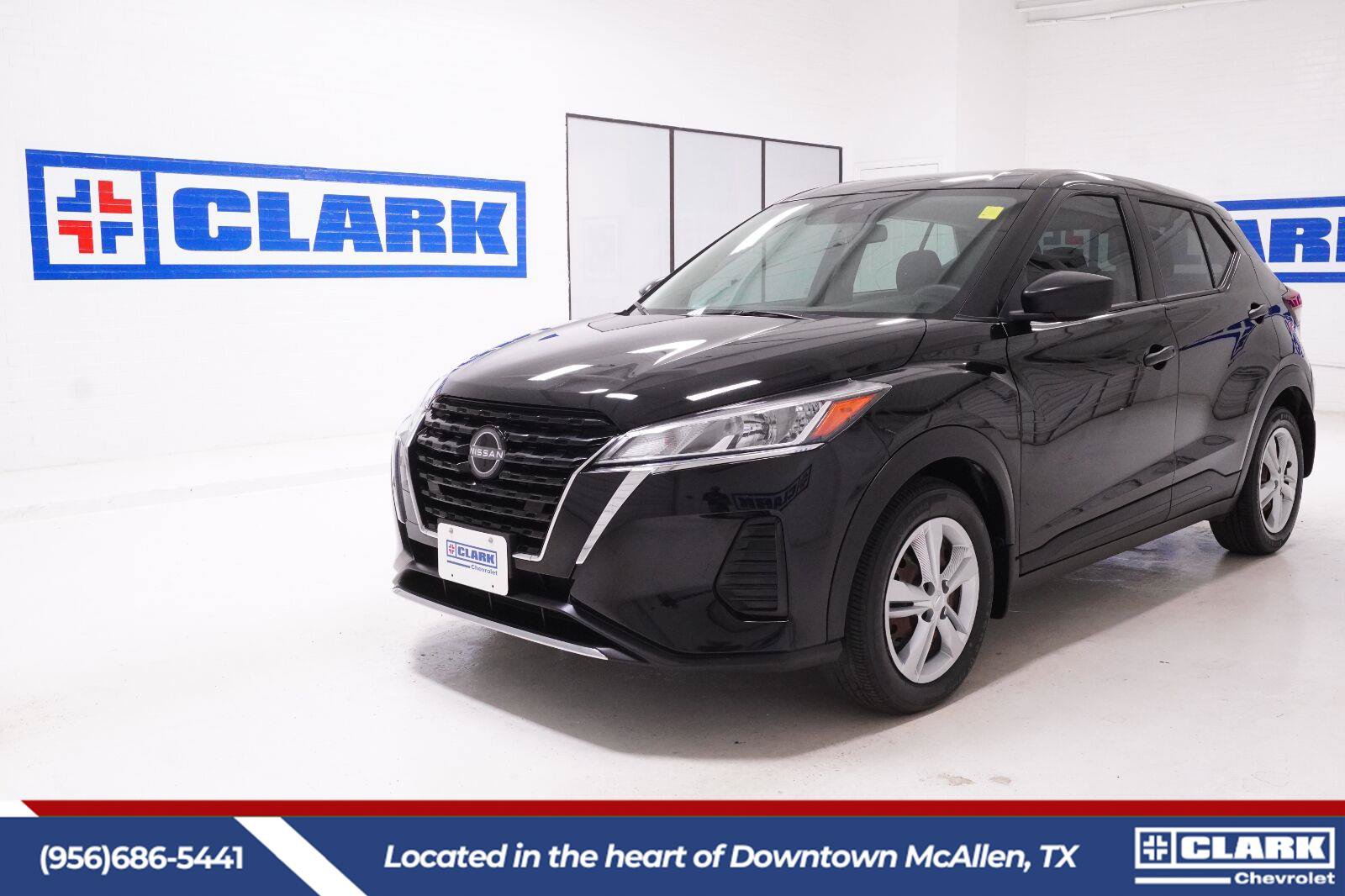 Used 2024 Nissan Kicks S FWD image 1