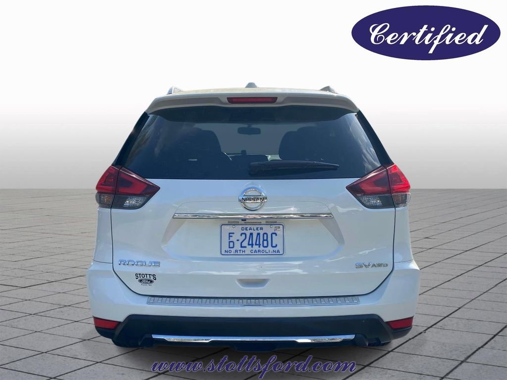 Used 2018 Nissan Rogue SV AWD/4WD image 5