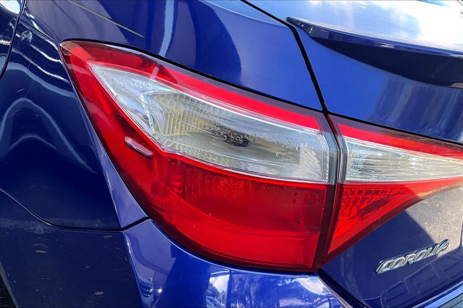 Used 2014 Toyota Corolla S FWD image 28