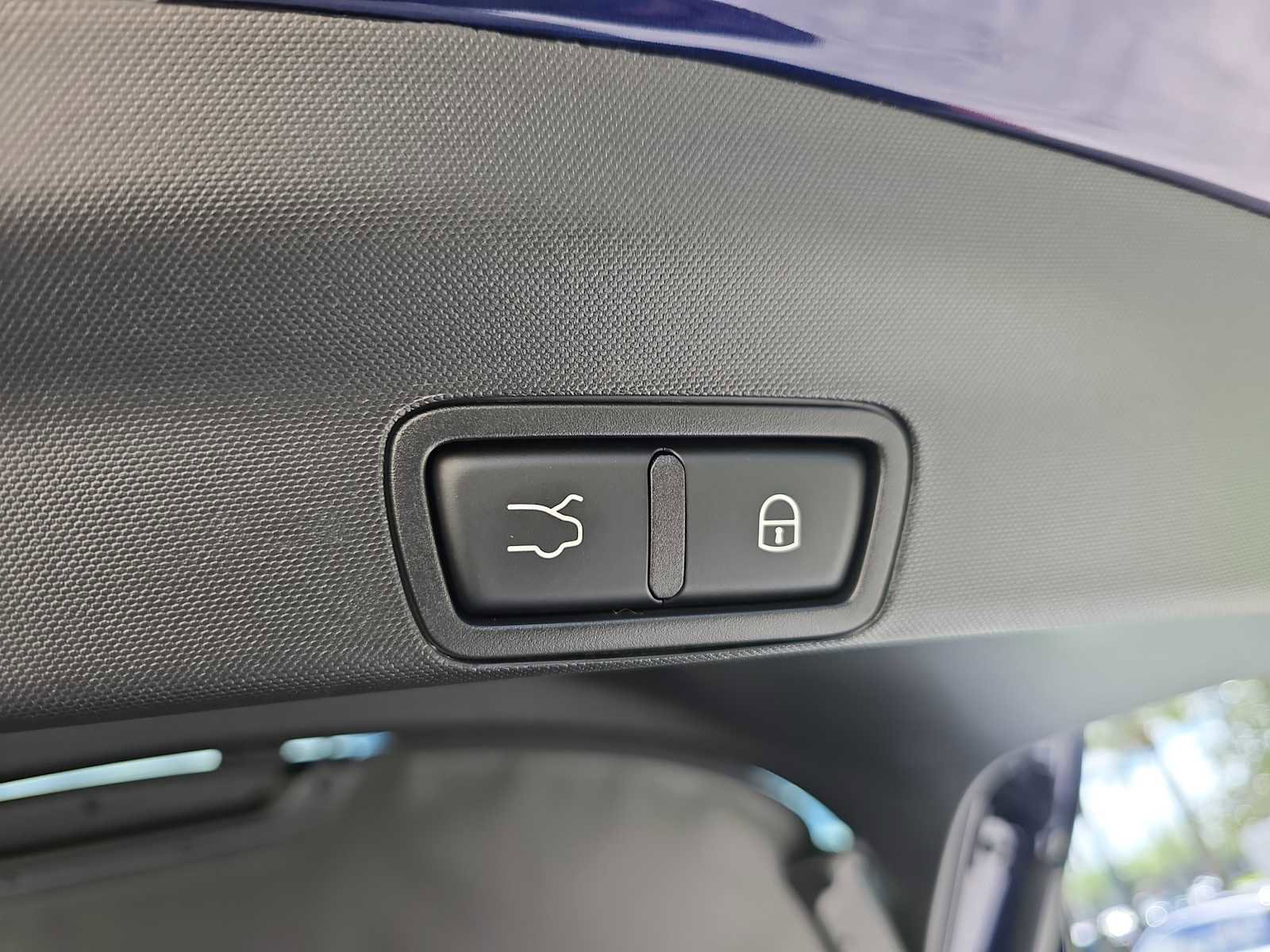 Used 2019 Alfa Romeo Stelvio Ti Lusso w/ Quick Order Package 22X Lusso image 27