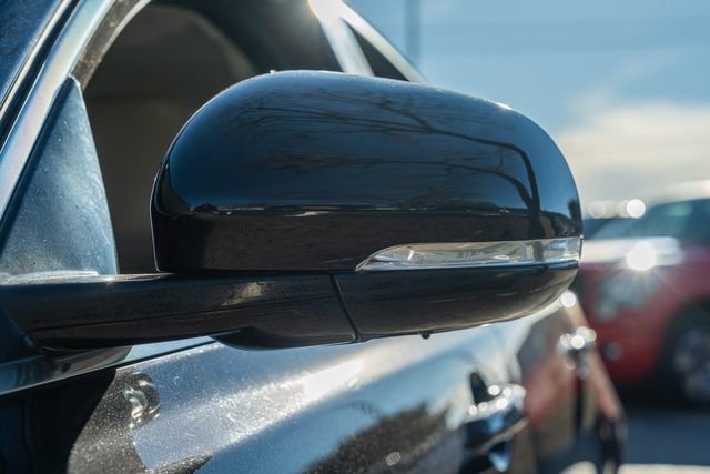 Used 2016 Jaguar XF Premium image 10