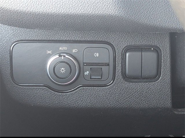 Used 2023 Mercedes-Benz Sprinter 144 Cargo image 24