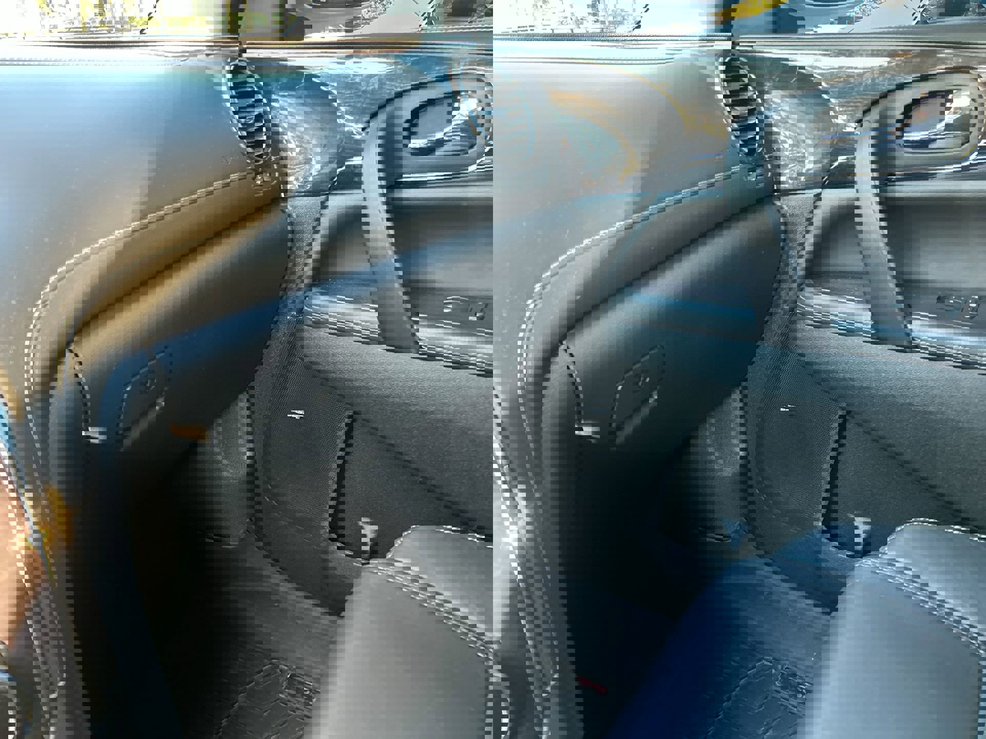 Used 2017 Buick Enclave Leather image 24