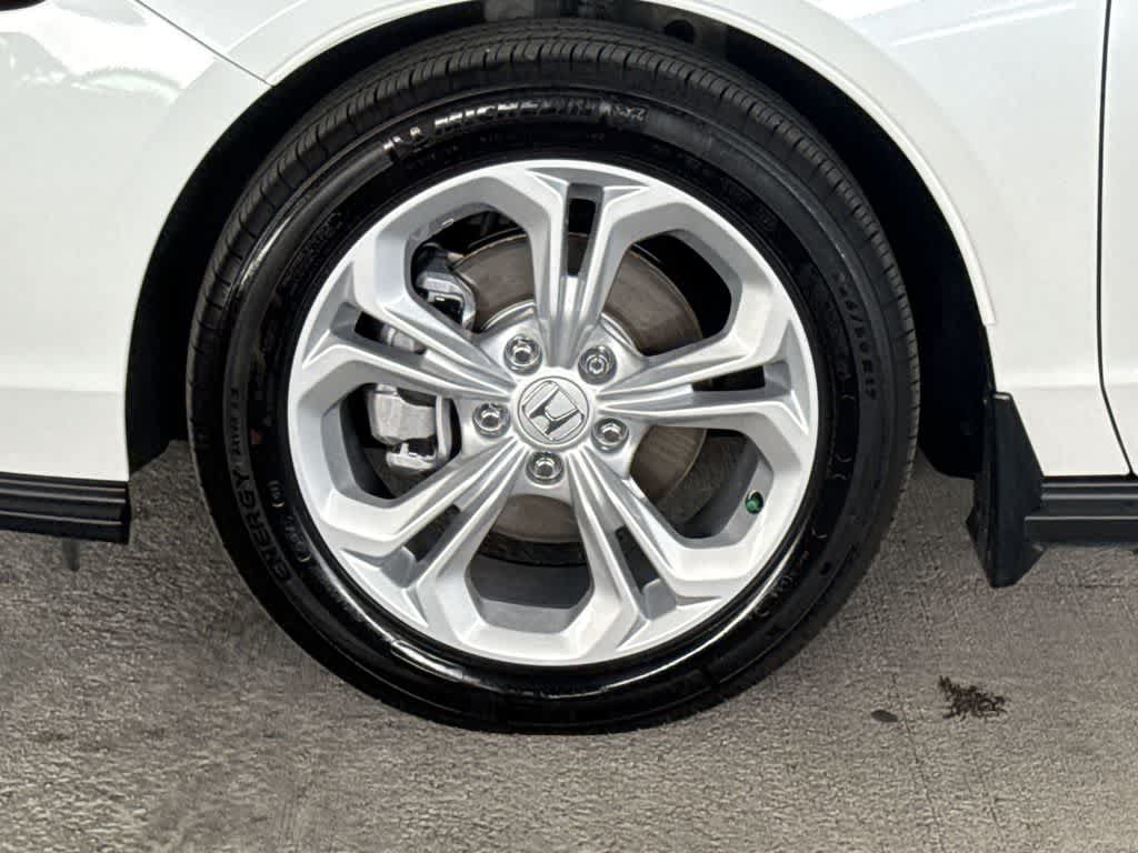 Used 2025 Honda Accord LX image 11