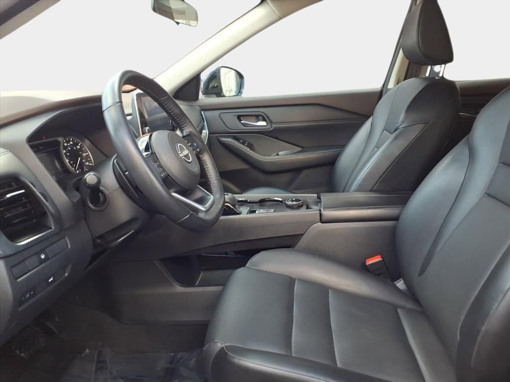 Used 2022 Nissan Rogue SV w/ SV Premium Package image 8