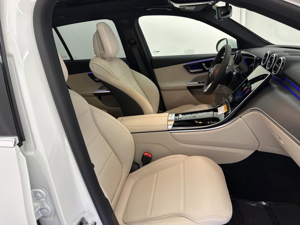 New 2026 Mercedes-Benz GLC 300 image 27