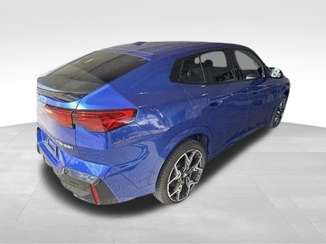 Used 2025 BMW X2 M35i w/ Premium Package AWD/4WD image 3