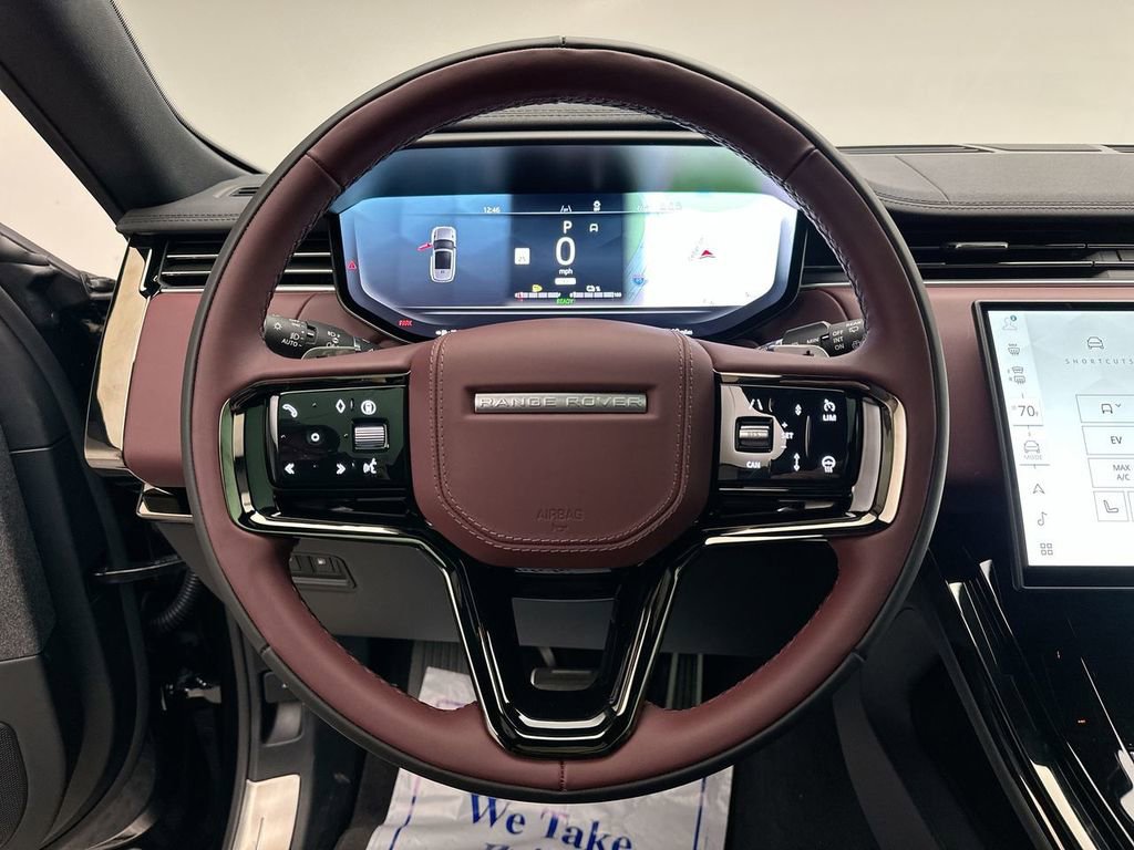 Used 2025 Land Rover Range Rover Sport Dynamic SE image 13