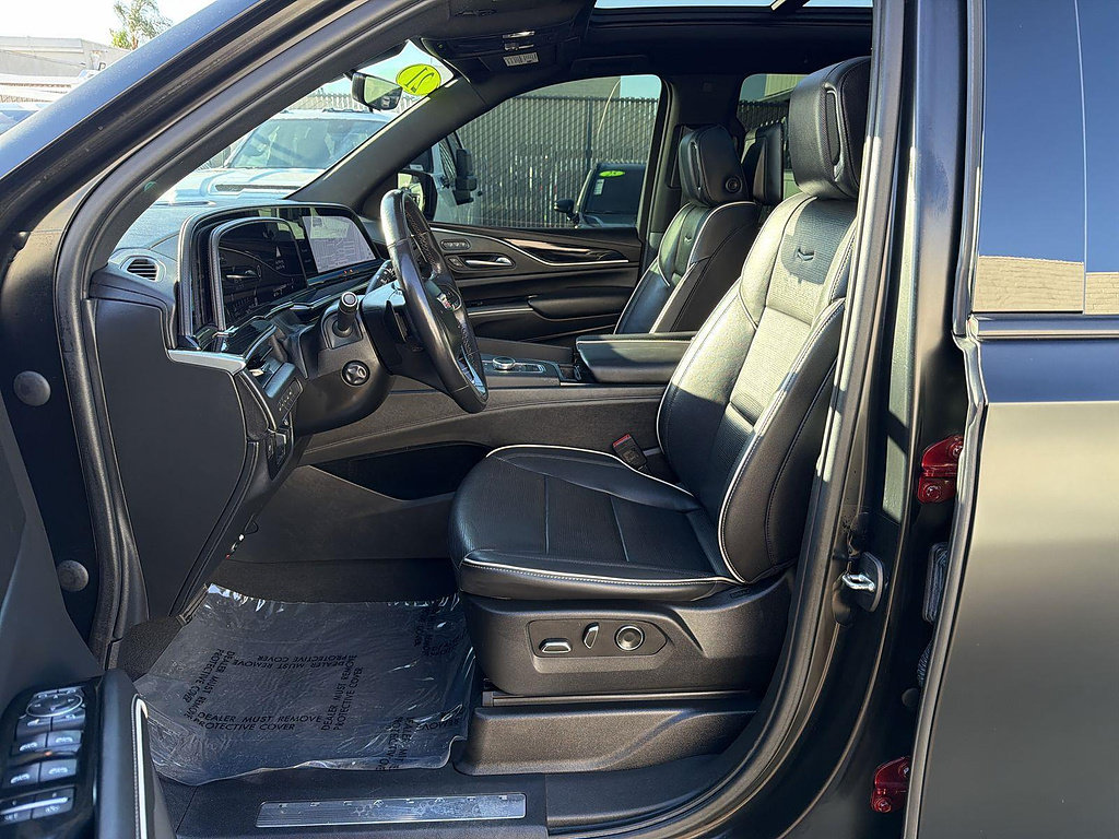 Used 2021 Cadillac Escalade Sport AWD/4WD image 19