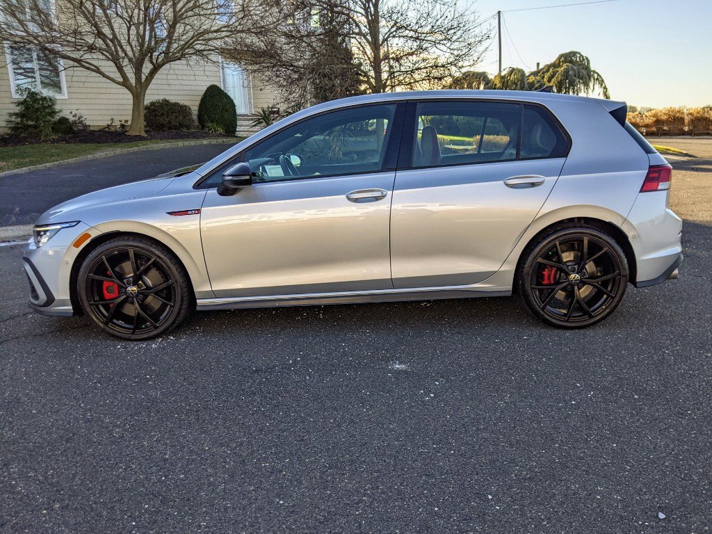 Used 2024 Volkswagen GTI Autobahn image 4