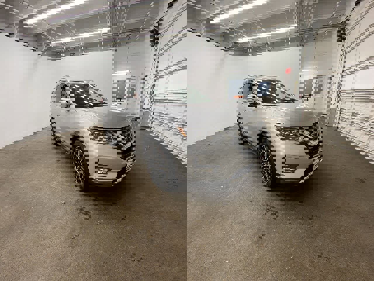 Used 2017 Nissan Rogue SL w/ SL Premium Package image 8