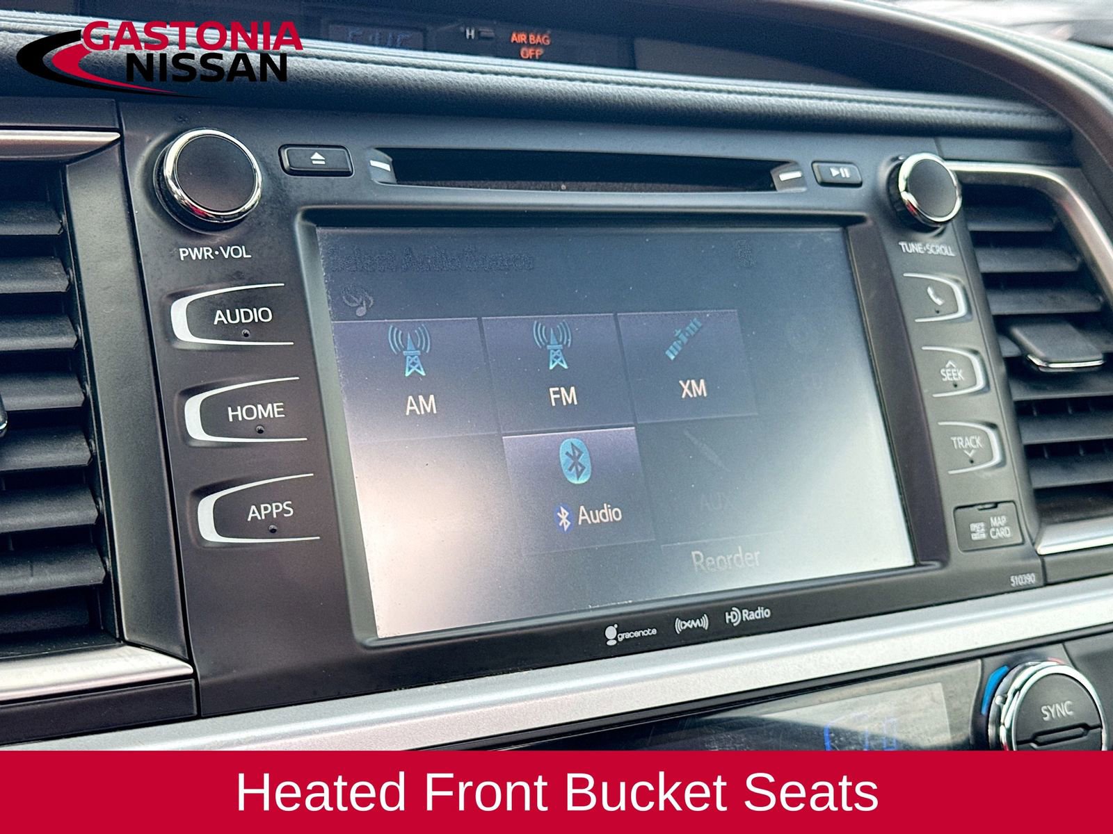 Used 2019 Toyota Highlander XLE FWD image 19