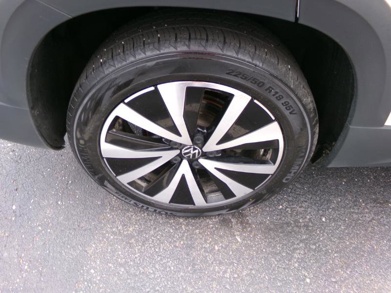 Used 2023 Volkswagen Taos SE image 46