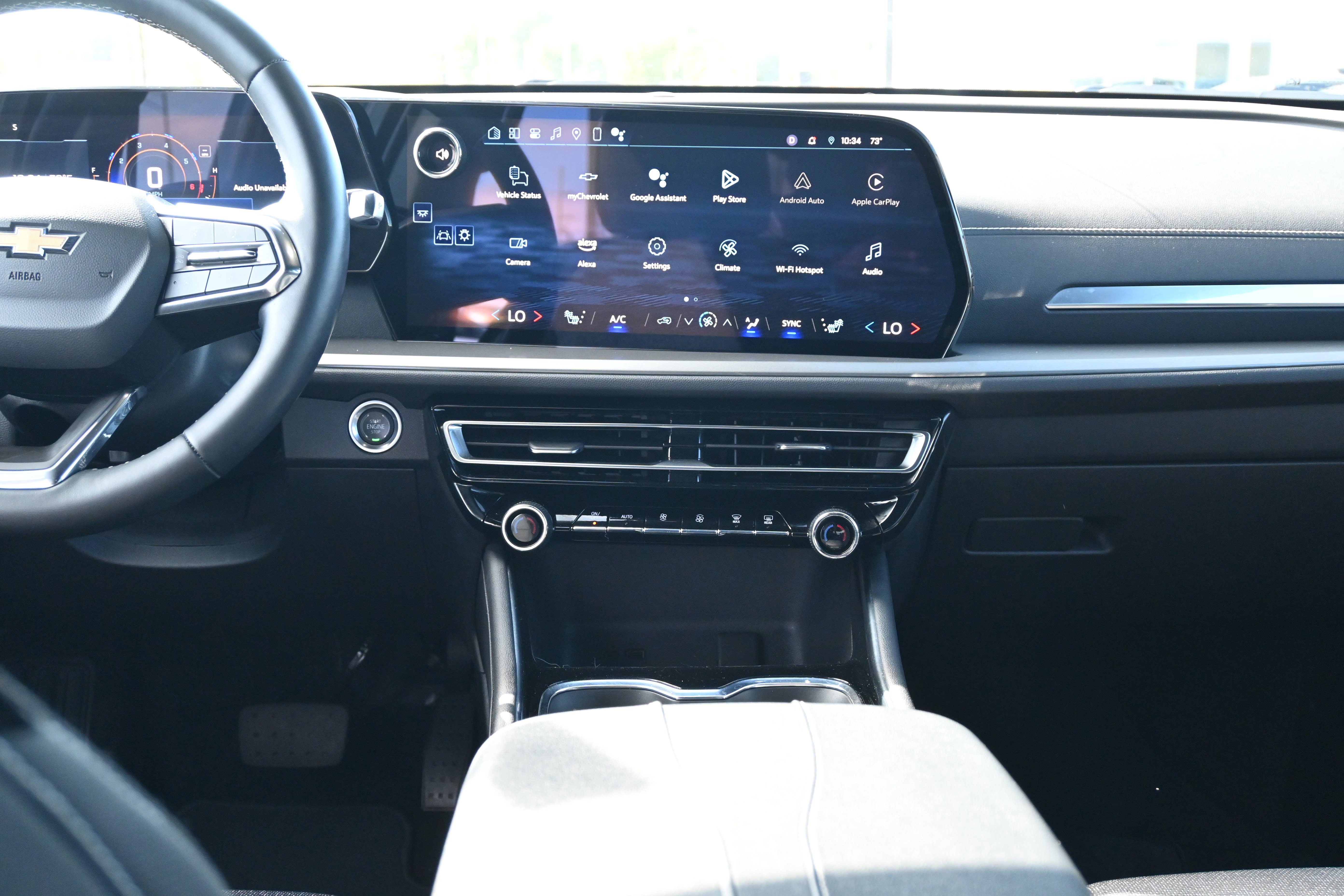 Used 2024 Chevrolet Traverse LT image 30