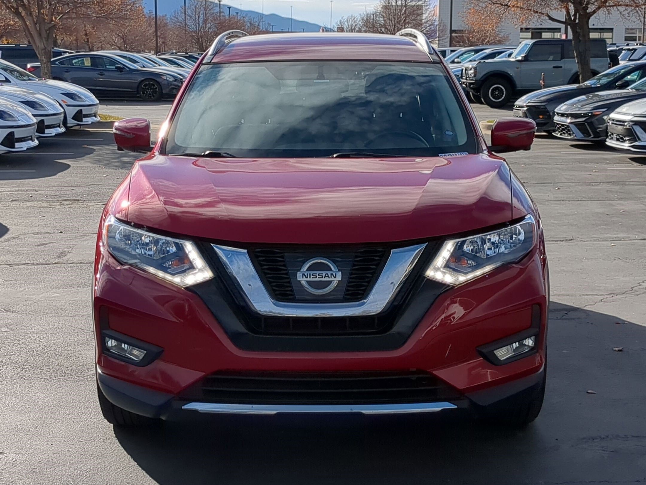 Used 2017 Nissan Rogue SV w/ SV Premium Package image 11