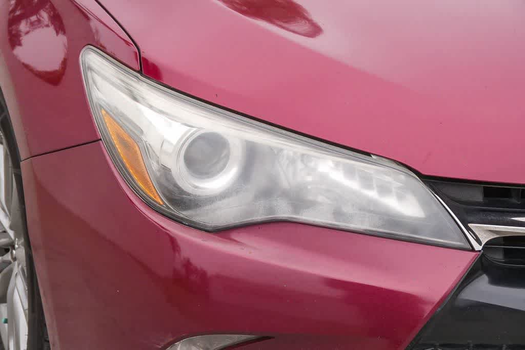 Used 2016 Toyota Camry SE FWD image 4