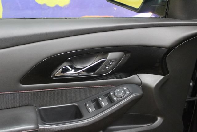 Used 2022 Chevrolet Traverse RS w/ LPO, Floor Liner Package AWD/4WD image 13