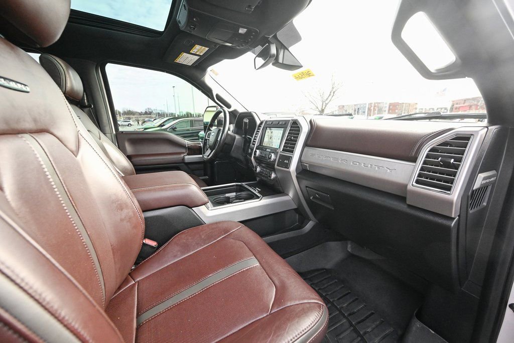 Used 2017 Ford F250 Platinum w/ Platinum Ultimate Package image 24