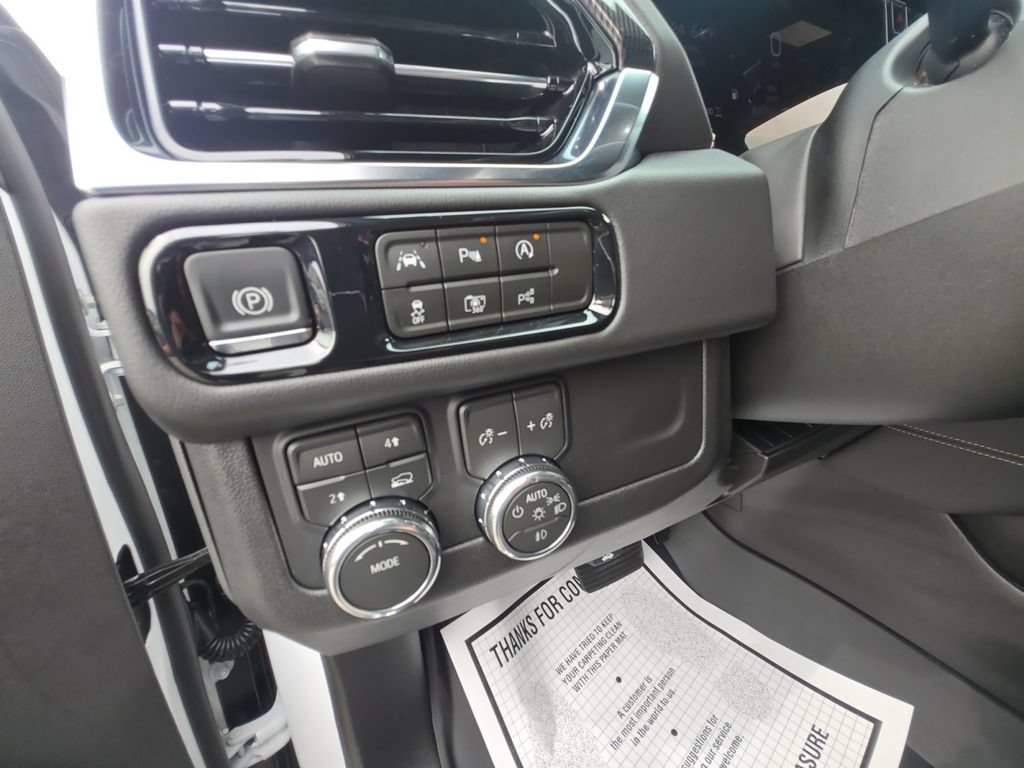 Certified 2026 GMC Yukon Elevation w/ LPO, Floor Liner Package AWD/4WD image 32