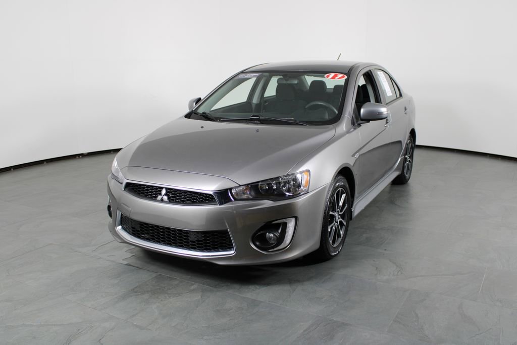 Used 2017 Mitsubishi Lancer ES image 2