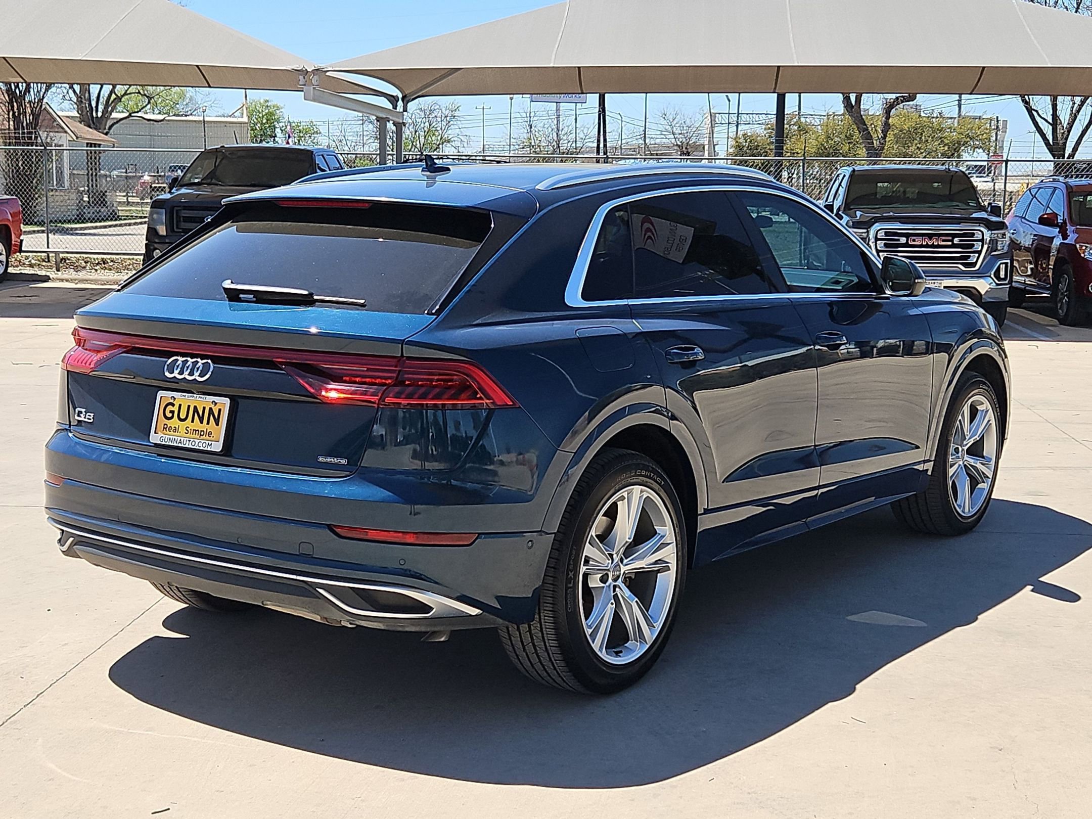 Used 2021 Audi Q8 Prestige w/ Prestige Package AWD/4WD image 3