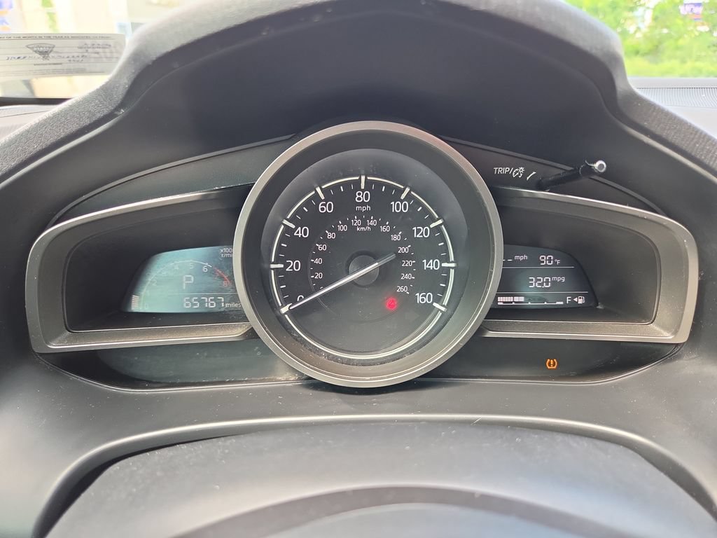 Used 2018 MAZDA MAZDA3 Sport w/ Preferred Equipment Package FWD image 28