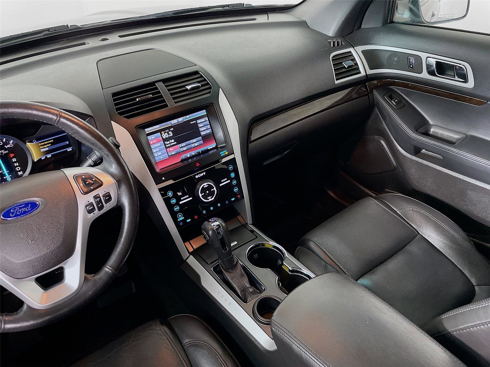 Used 2015 Ford Explorer Limited w/ Equipment Group 302A image 28