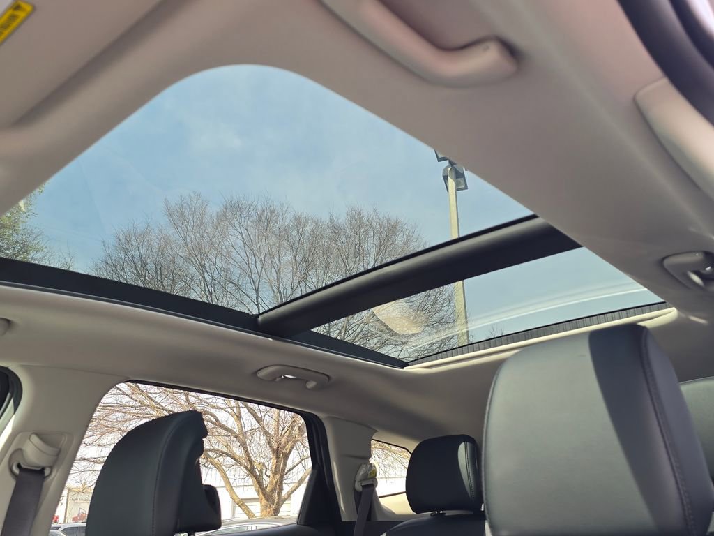 Certified 2025 Kia Sportage EX w/ EX Premium Package image 16