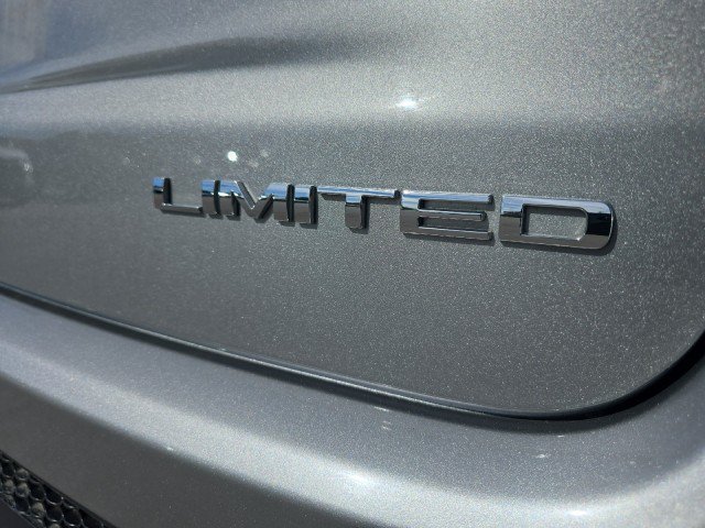Used 2022 Jeep Compass Limited AWD/4WD image 11