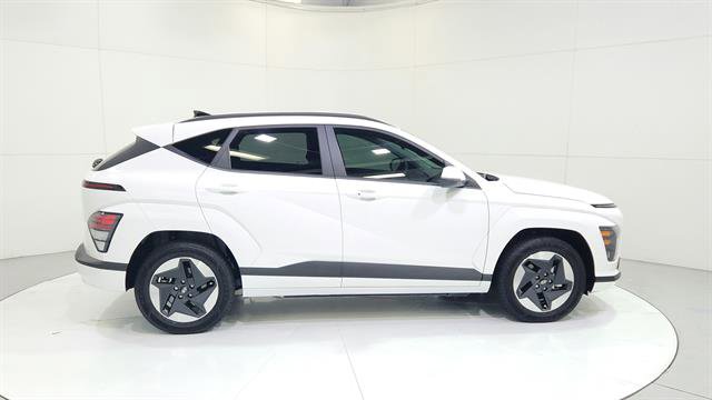 Used 2024 Hyundai Kona SEL image 9