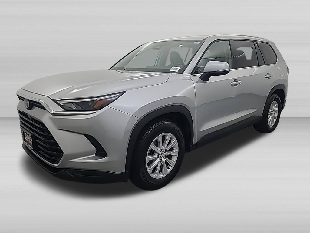Used 2025 Toyota Grand Highlander AWD image 9