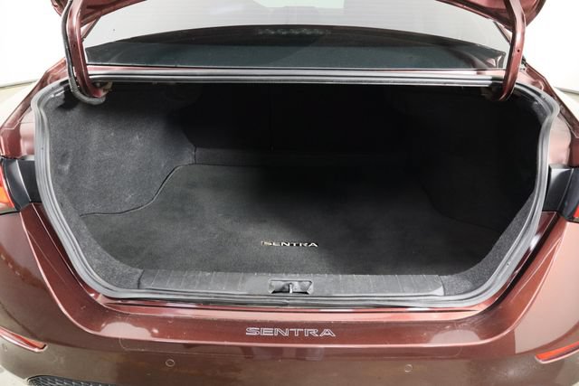 Used 2021 Nissan Sentra SV FWD image 16