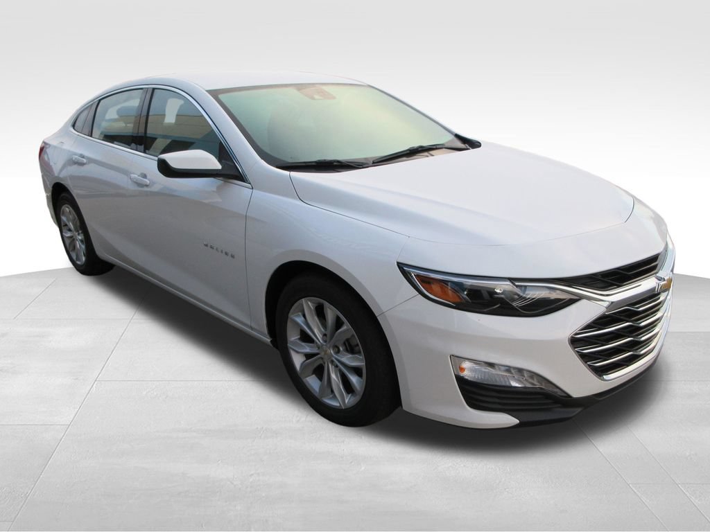 Used 2025 Chevrolet Malibu LT FWD image 7