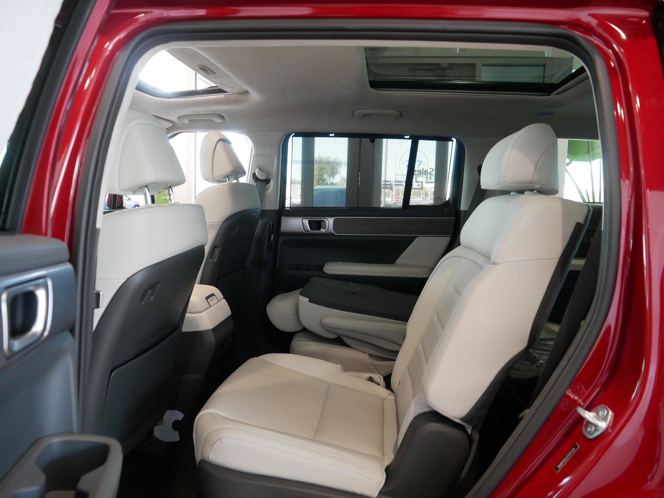 New 2026 Hyundai Santa Fe Calligraphy w/ Tow & Go Package AWD/4WD image 6