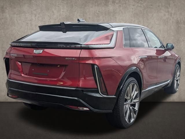 New 2026 Cadillac Lyriq Signature Luxury w/ LPO, Floor Liner Package AWD/4WD image 7