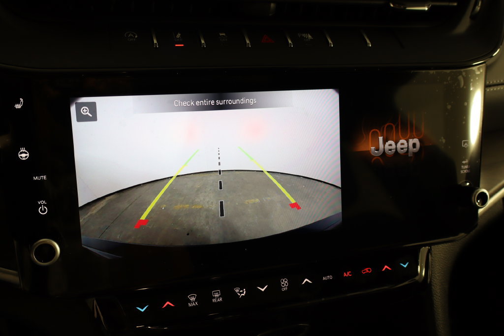 New 2027 Jeep Grand Cherokee Altitude AWD/4WD image 43