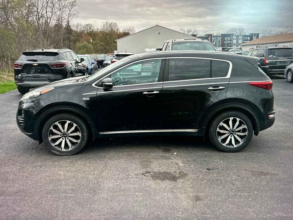 Used 2018 Kia Sportage EX w/ EX Sport Appearance Package AWD/4WD image 2