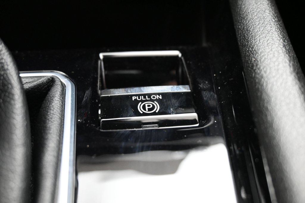 New 2026 Jeep Compass Latitude AWD/4WD image 12