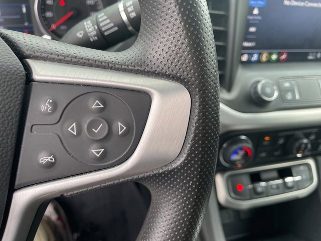 Used 2023 GMC Acadia SLE w/ Driver Convenience Package image 17