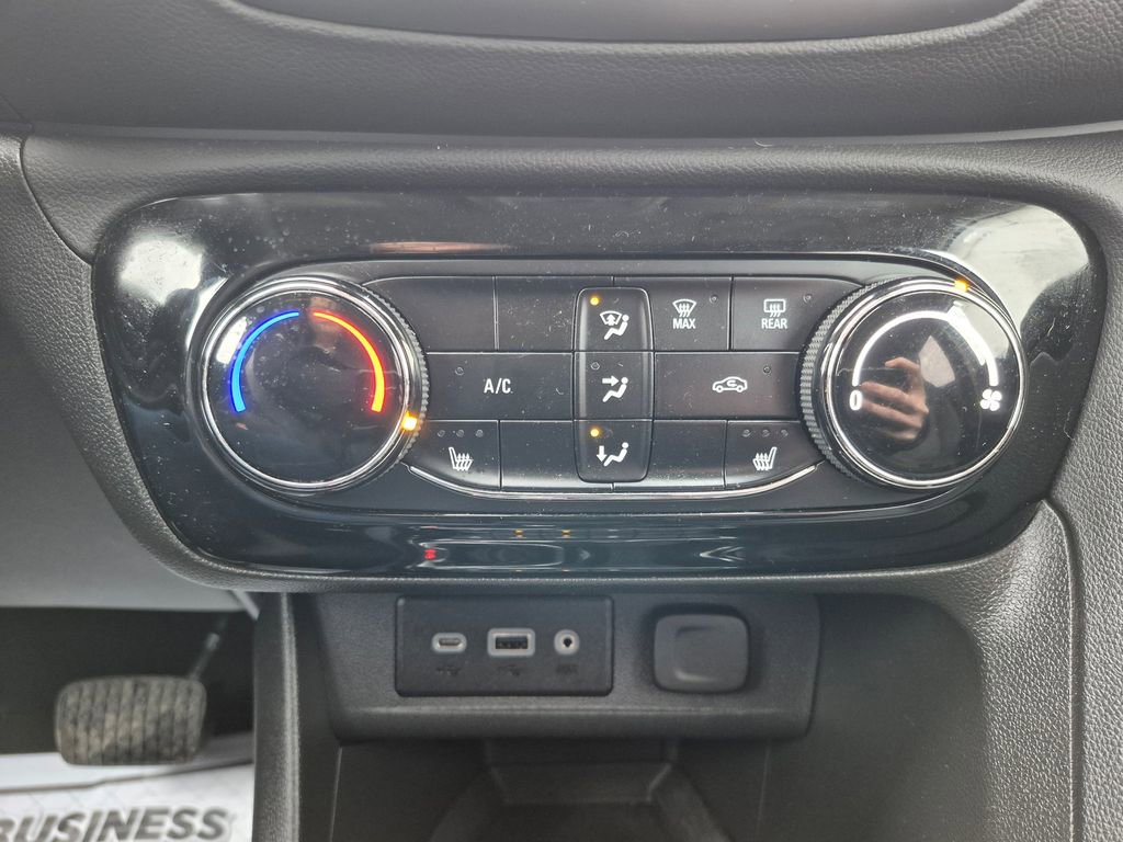 Used 2023 Buick Encore GX Preferred w/ Cold Weather Comfort Package image 14