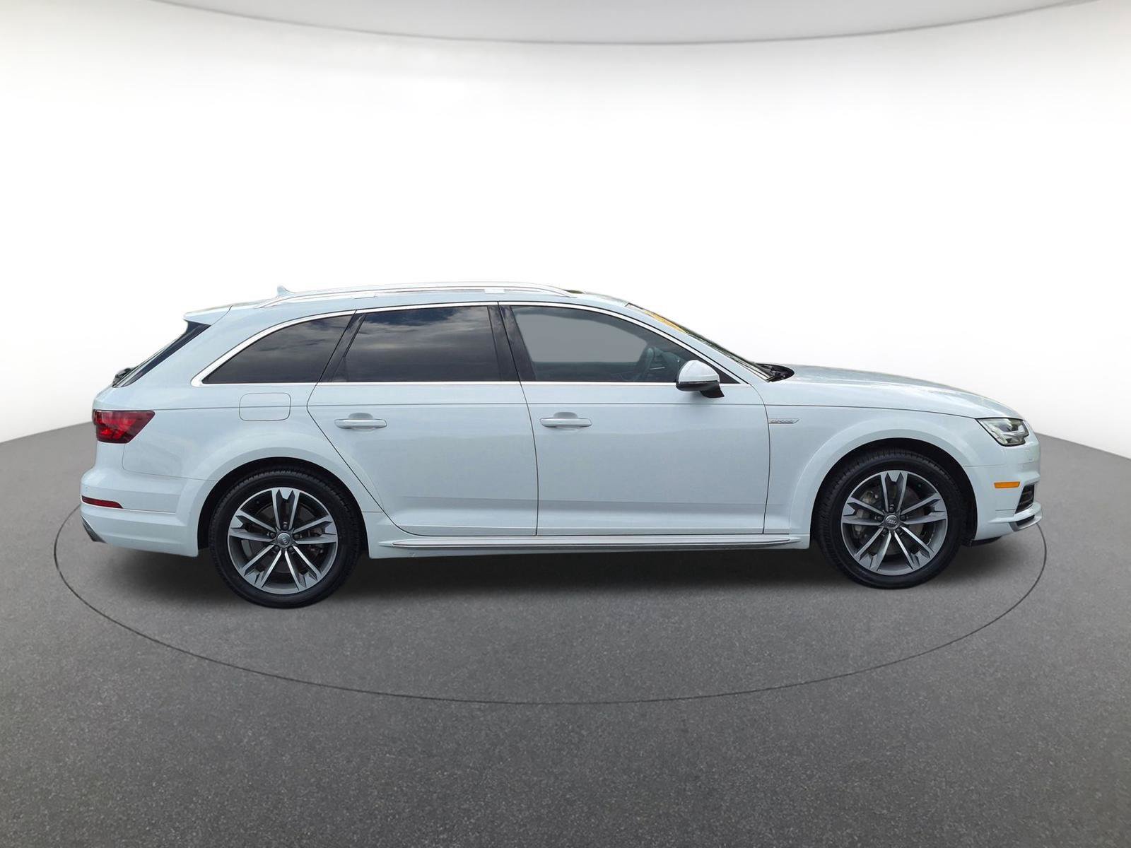 Used 2018 Audi A4 2.0T allroad Premium Plus AWD/4WD image 6