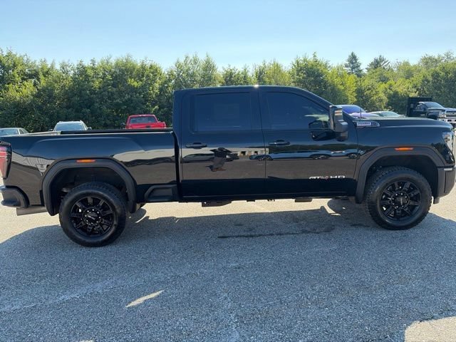 Used 2025 GMC Sierra 2500 AT4 AWD/4WD image 8