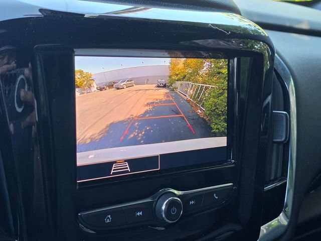 Used 2023 Chevrolet Traverse LT w/ LPO, Cargo Package FWD image 26