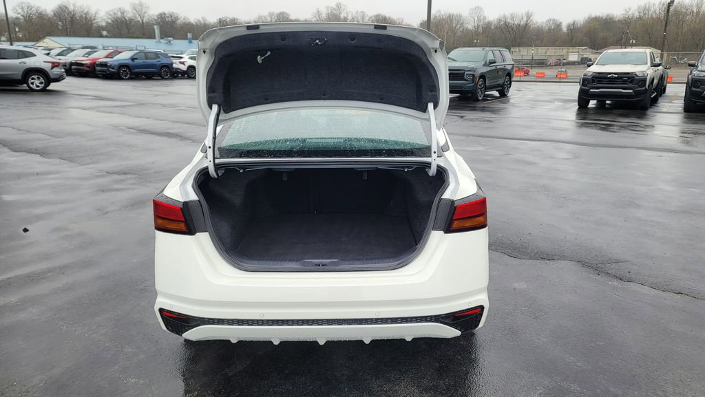 Used 2025 Nissan Altima 2.5 SV image 11