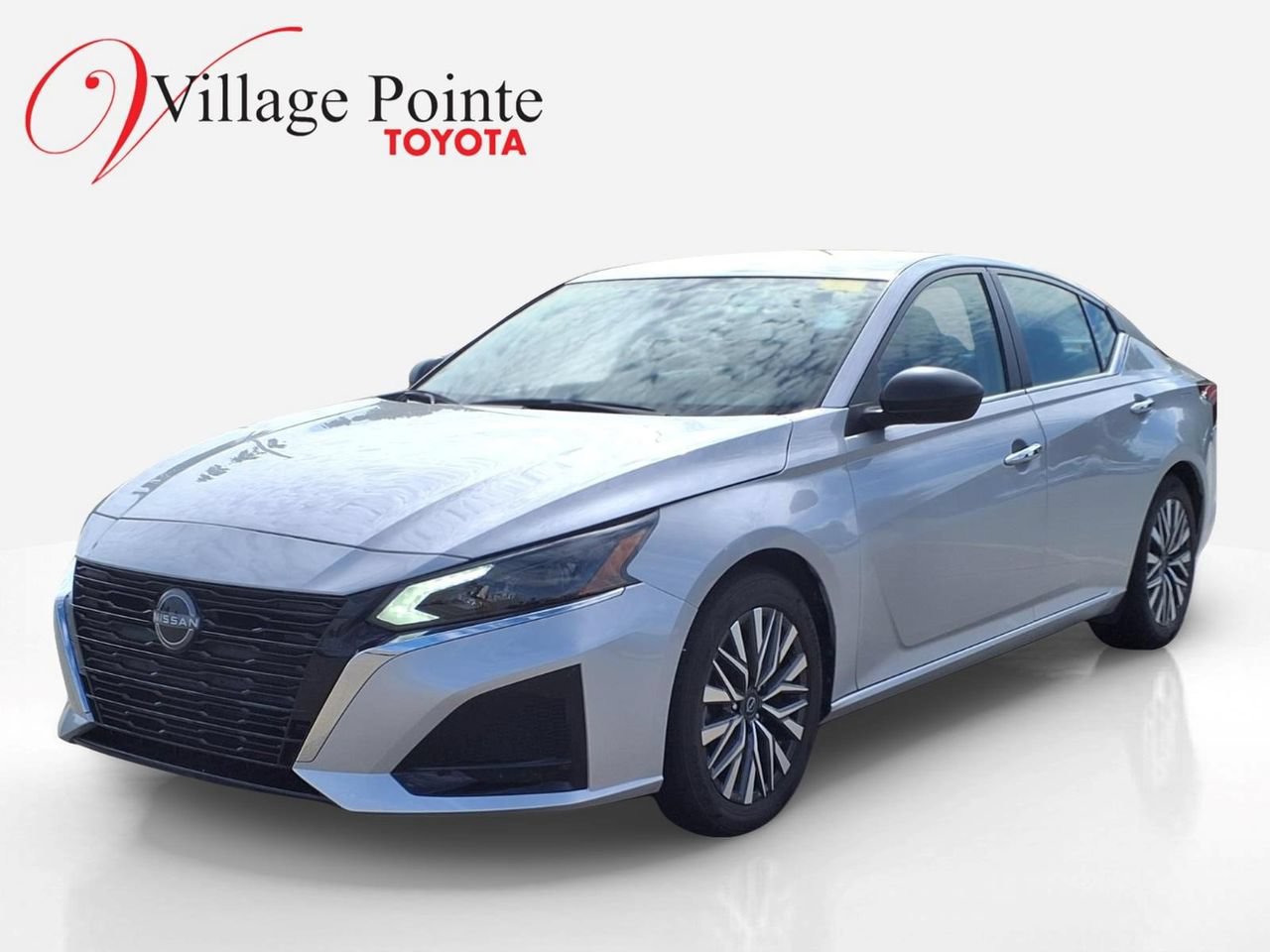 Used 2024 Nissan Altima 2.5 SV FWD image 1