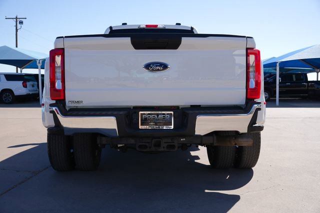 Used 2023 Ford F350 XL w/ FX4 Off-Road Package image 4