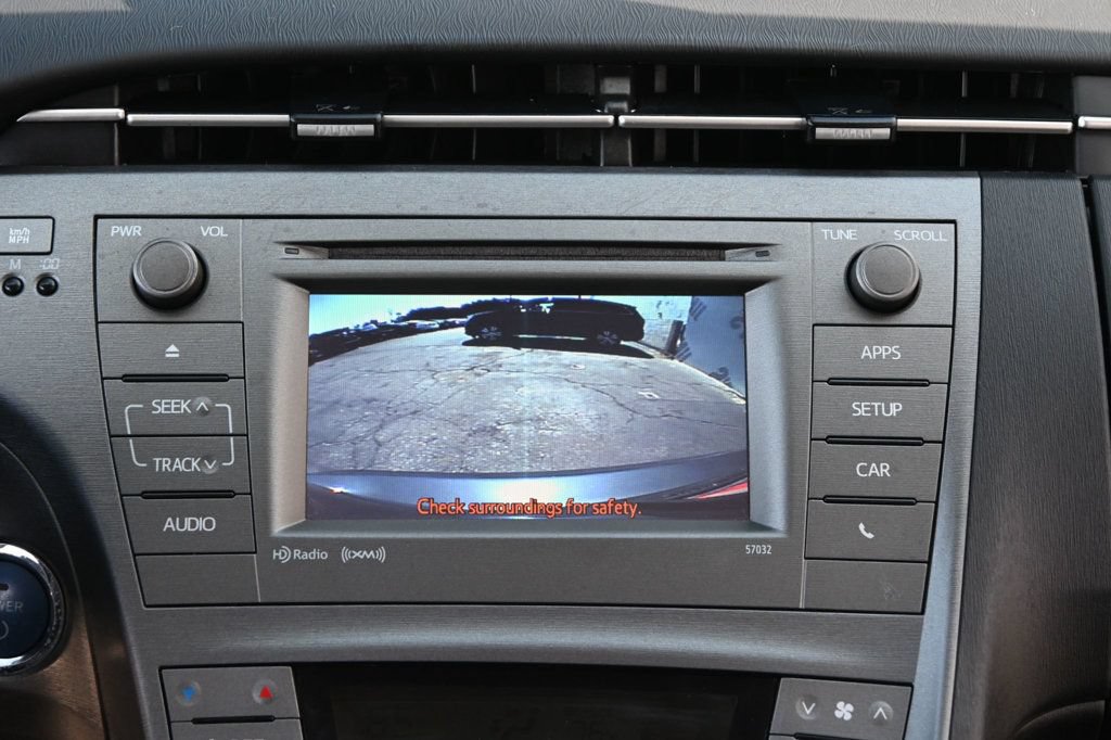 Used 2015 Toyota Prius Three FWD image 15