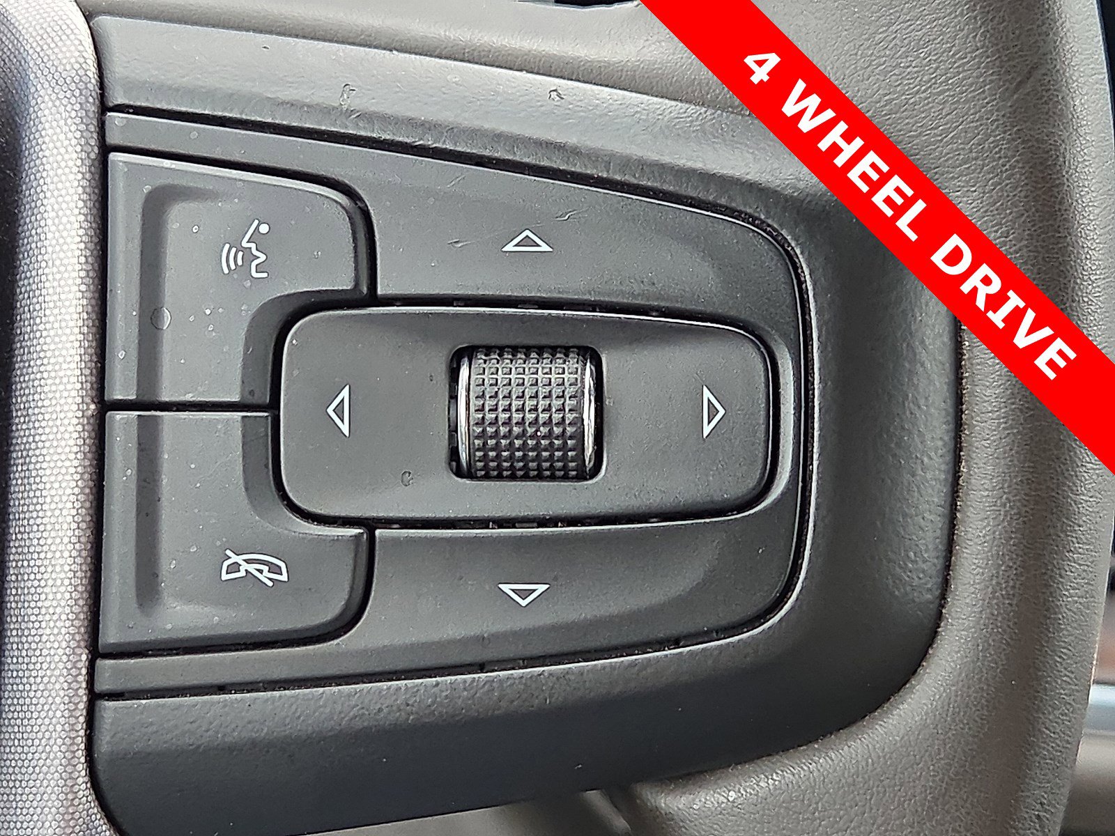 Used 2023 GMC Sierra 1500 SLT image 22