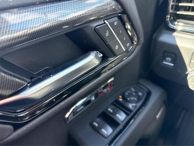 New 2026 GMC Sierra 1500 AT4 w/ AT4 Premium Package AWD/4WD image 16